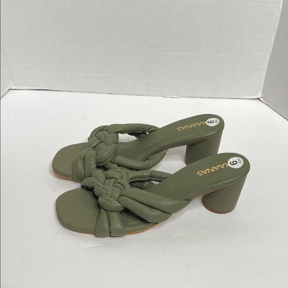 Kaanas Green Slide Sandals with Braided Detail Size 9